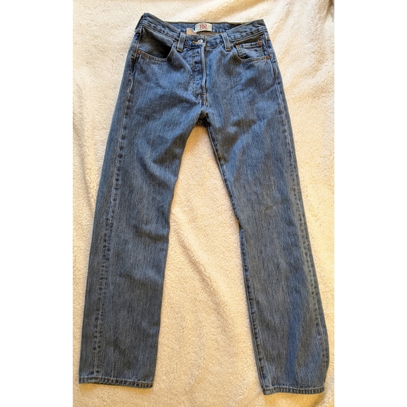 Levi's 501 Button Fly Straight High Rise Mom Jeans - Picture 3 of 8